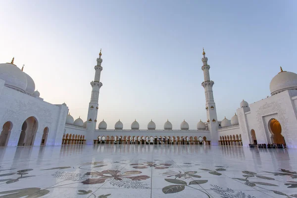 Sunset Sheikh Zayed Grand Mosque Abu Dhabi United Arab Emirates — Stock Photo, Image