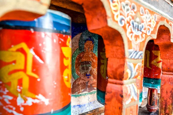 Rodas Oração Decoradas Ricas Templo Kyichu Lhakhang Paro Valley Butão — Fotografia de Stock