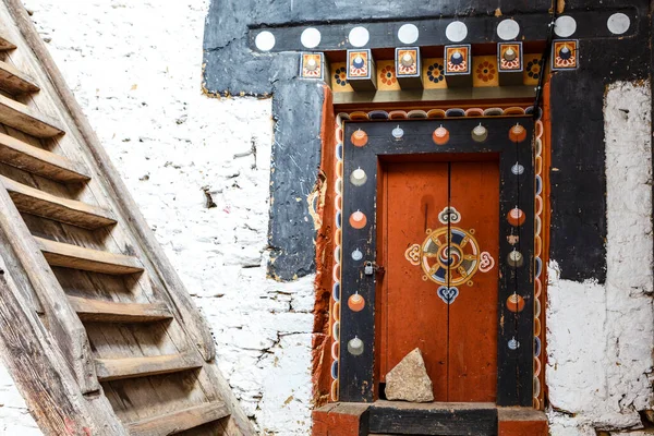 Entrance Door Wooden Stairs Trongsa Dzong Monastery Trongsa Bhutan Asia — Stockfoto