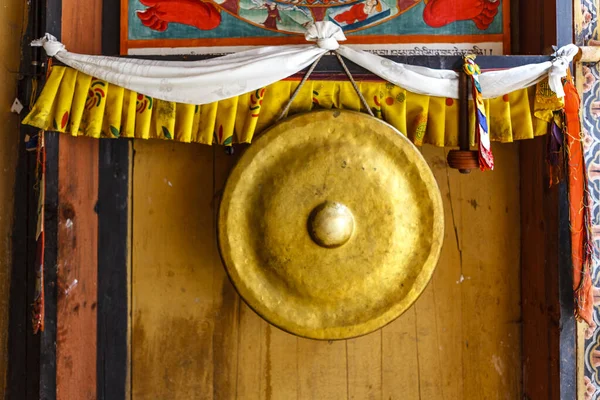 Ritual Gong Trongsa Dzong Monastery Bhutan Asia — Stock Photo, Image