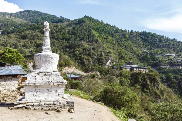 White Chorten Mountains Eastern Bhutan Asia — Stockfoto