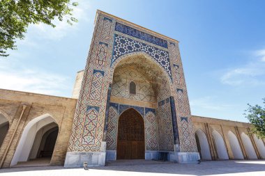 Shahrisabz, Kazqadaryo, Özbekistan, Orta Asya 'daki Kok Gumbaz camiinin dışında.