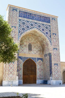 Shahrisabz, Kazqadaryo, Özbekistan, Orta Asya 'daki Kok Gumbaz camiinin dışında.