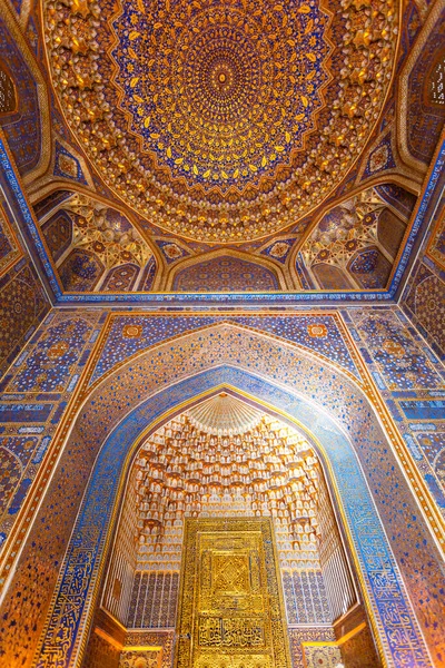 Interior Madrassa Tilya Kori Praça Registro Samarcanda Uzbequistão Ásia Central — Fotografia de Stock