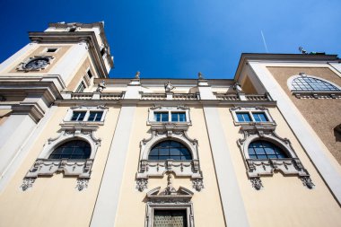 Schottenkirche, Viyana 'da Schottenstift' e bağlı bir kilise olup, 12. yüzyılda Hiberno-İskoç Benedikt keşişleri tarafından kurulmuştur..