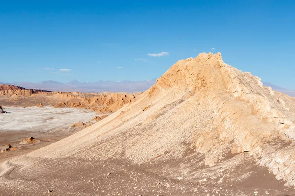Atacama Çölü 'ndeki Valle de la Luna, Antofagasta, Şili, Güney Amerika