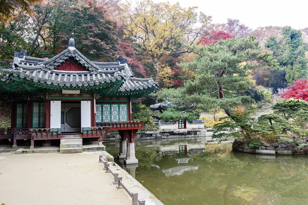 Pavillon Buyongjeong Étang Buyongji Dans Jardin Secret Palais Changdeokgung Séoul — Photo