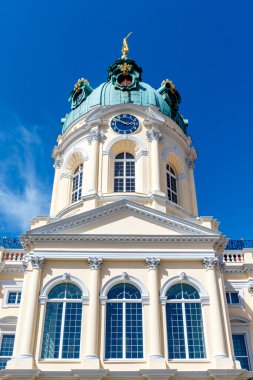 Berlin, Almanya ve Avrupa 'daki Schloss Charlottenburg Sarayı cephesi