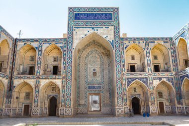 Bukhara, Özbekistan, Orta Asya 'daki Ulugbek medresesinin dış görünüşü