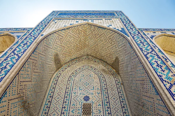 ウズベキスタン ブハラのウルグベク マドラサの外 中央アジア — ストック写真