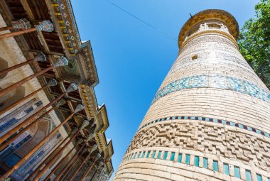 Buhara, Özbekistan, Orta Asya 'daki Bolo Hauz Camii' nin dışı.