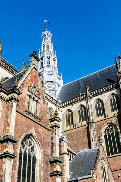 オランダ オランダ ハレムのサン バボ教会塔外観 — ストック写真