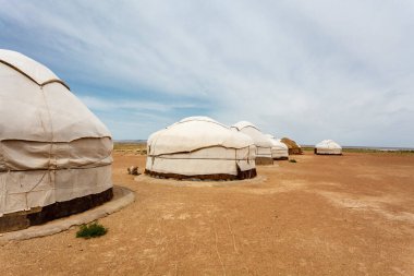 Kuzey Özbekistan, Orta Asya 'daki Kyzylkum çölündeki Yurt kamp alanı