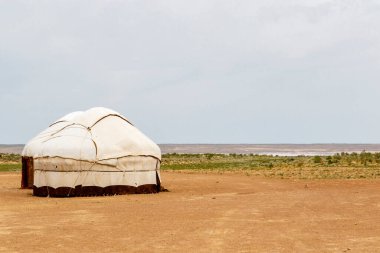 Kuzey Özbekistan, Orta Asya 'daki Kyzylkum çölündeki Yurt kamp alanı