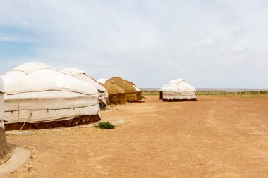 Kuzey Özbekistan, Orta Asya 'daki Kyzylkum çölündeki Yurt kamp alanı