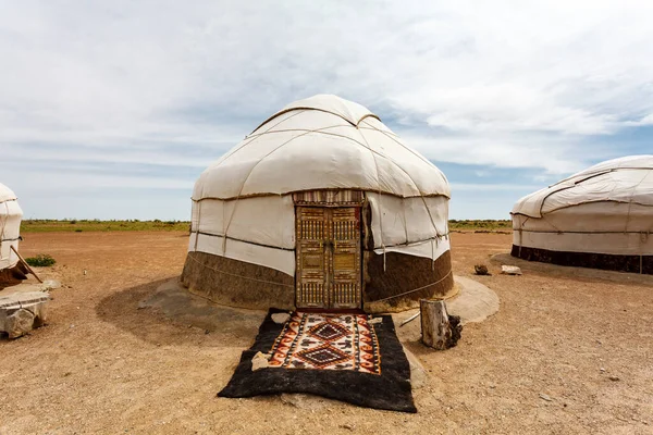 Kuzey Özbekistan Orta Asya Daki Kyzylkum Çölündeki Yurt Kamp Alanı — Stok fotoğraf