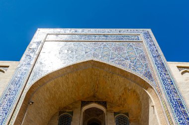 Mir-i-Arap Madrasah 'ın (Miri Arap Madrasah) Buhara, Özbekistan, Orta Asya