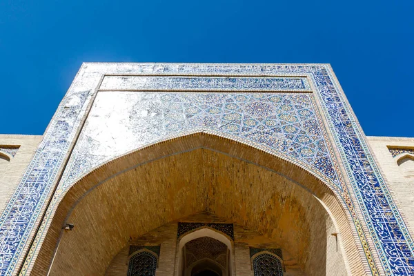 Utanför Mir Arab Madrasah Miri Arab Madrasah Buchara Uzbekistan Centralasien — Stockfoto