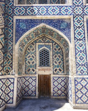 Buhara, Özbekistan, Orta Asya 'nın merkezindeki Mir-I-Arap medresesinin dışı