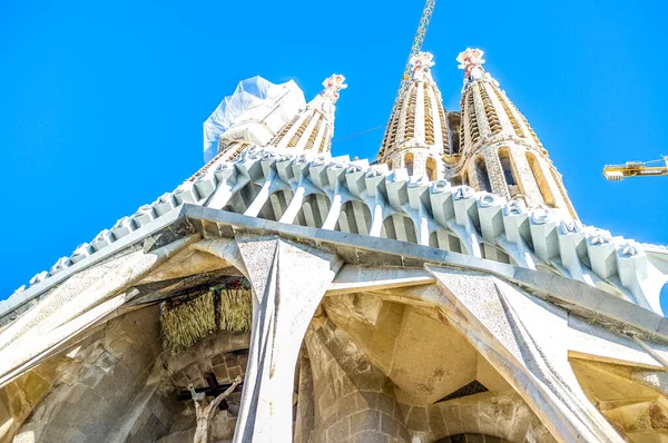 西班牙加泰罗尼亚巴塞罗那Sagrada Familia教堂门面 — 图库照片