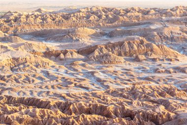 Kuzey Şili, Güney Amerika 'daki Atakama Çölü' ndeki Valle de la Luna Ay Vadisi 'nde gün batımı