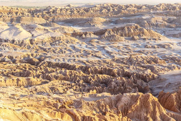 Kuzey Şili, Güney Amerika 'daki Atakama Çölü' ndeki Valle de la Luna Ay Vadisi 'nde gün batımı
