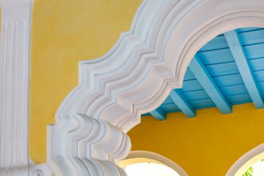 Arte Koloni Müzesi 'nin içinde, İspanya' nın sömürge şehir sarayında, Plaza de la Katedral, Havana, Küba