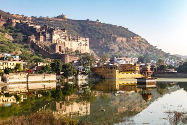 Sarayı, şehir duvarlarını, Bundi 'yi, Rajasthan' ı, Hindistan 'ı, Asya' yı görün.