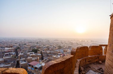 Jaisalmer Kalesi, Rajasthan, Hindistan ve Asya 'dan Jaisalmer şehrine bakın.