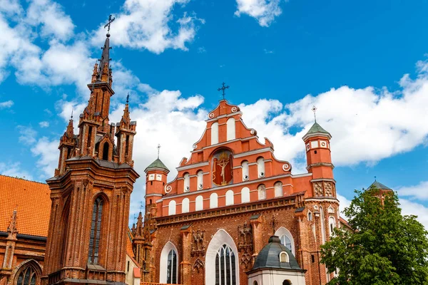 Fasáda Kostela Anny Kostel Františka Assisi Vilniusu Litva Evropa — Stock fotografie