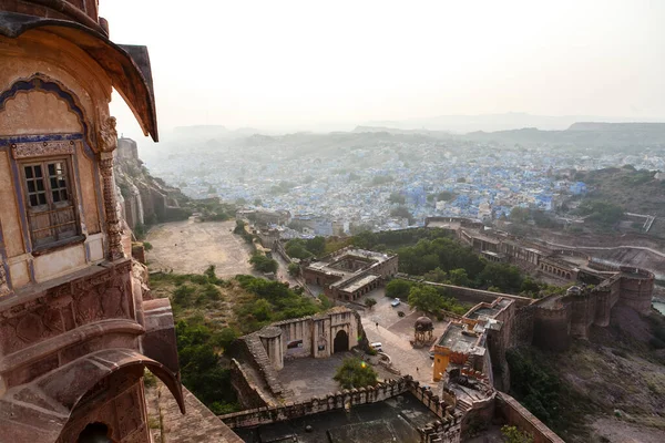 Vista Las Fortificaciones Del Fuerte Mehrangarh Ciudad Azul Jodhpur Rajastán —  Fotos de Stock