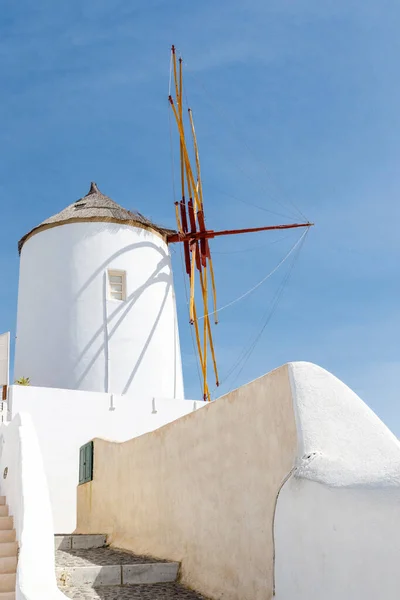 Bílý Větrný Mlýn Oie Santorini Řecko Evropa — Stock fotografie