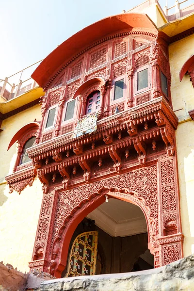 Rich Decorado Portão Indiano Edifício Antigo Jodhpur Rajasthan Índia Ásia — Fotografia de Stock