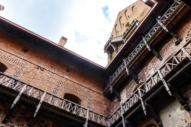 Büyük Dükler Sarayı 'nın iç balkonları Trakai Kalesi, Litvanya, Avrupa