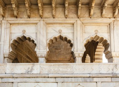 Agra, Uttar Pradesh, Hindistan ve Asya 'daki Agra Kalesi' nin zengin iç kısımları.