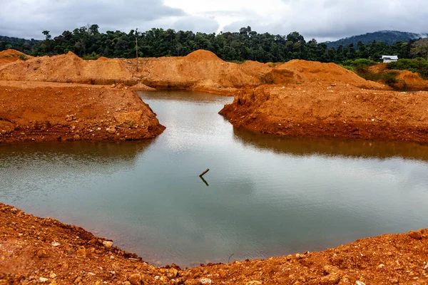 Gold Field Wittikreek Lake Brokopondomeer Suriname South America — ストック写真