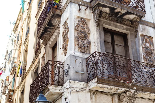 Facade Old Apartment Building Raval Barcelona Catalonia Spain Europe — Stock Photo, Image