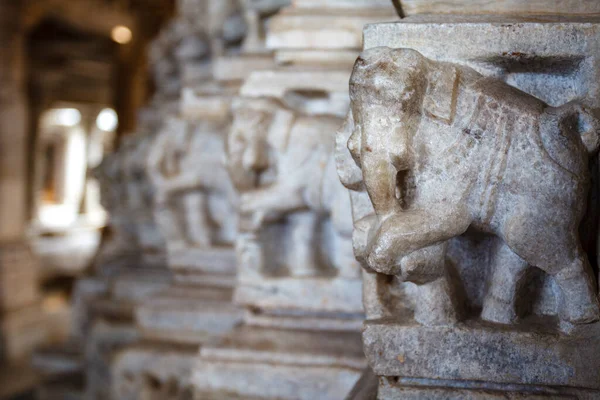 Elefantes Esculpidos Dentro Templo Adinatha Templo Jain Ranakpur Rajasthan Índia — Fotografia de Stock