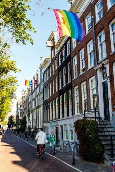Old Dutch Canal Houses Amsterdam Progress Pride Flag Facades Gay — Zdjęcie stockowe
