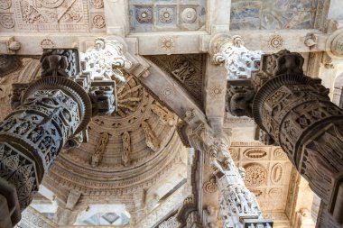Ornate interior of the Adinatha temple,  a Jain temple in Ranakpur, Rajasthan, India, Asia