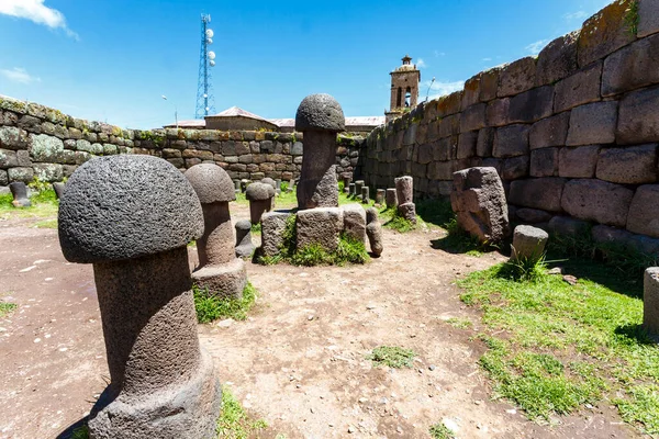 Giant Stone Penis Fertility Temple Chucuito Puno Lake Titicaca Peru — 图库照片