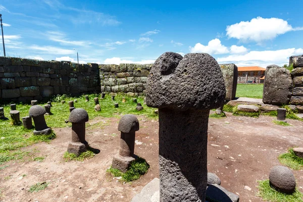 Giant Stone Penis Fertility Temple Chucuito Puno Lake Titicaca Peru — Zdjęcie stockowe