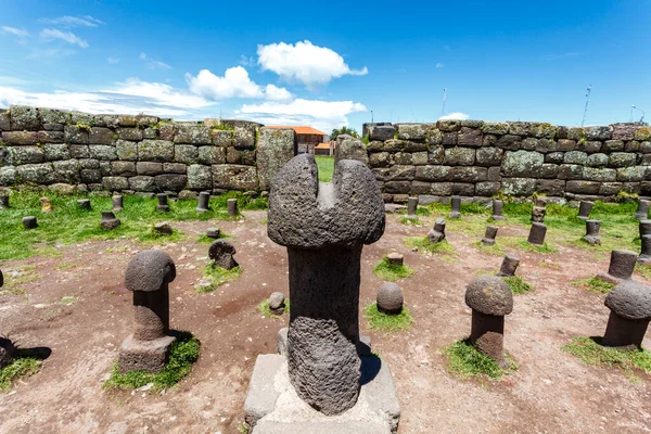 Giant Stone Penis Fertility Temple Chucuito Puno Lake Titicaca Peru — Zdjęcie stockowe