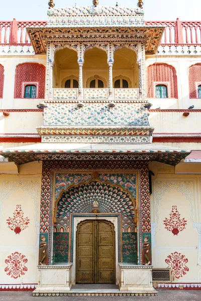 Багаті Пишні Ворота Міського Палацу Джайпурі Раджастан Індія Азія — стокове фото