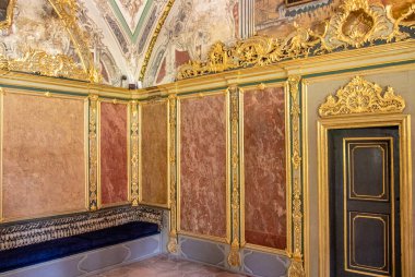 İstanbul, Türkiye ve Ortadoğu 'daki Topkapı sarayının zengin donanımlı iç mekanı