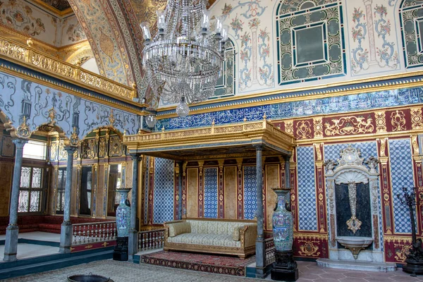 Ricco Interno Decorato Del Palazzo Topkapi Istanbul Turchia Medio Oriente — Foto Stock