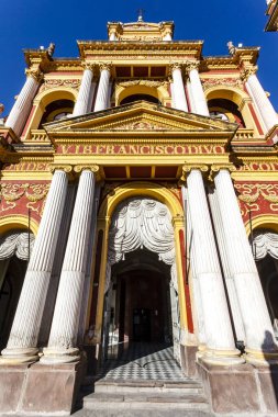 Salta 'nın başkenti Arjantin, Güney Amerika' daki San Francisco kilisesinin dışı.