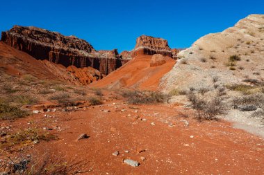 Quebrada de Cafayate 'nin kırmızı kayaları, Salta, Arjantin, Güney Amerika