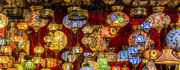 Colorful Turkish Lamps Sale Grand Bazaar Istanbul Turkey Europe — Stock Photo, Image