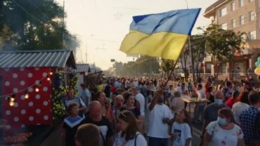 Mariupol, Ukrayna, 24 Ağustos 2021: Rusya ile savaştan önce Mariupol. Donetsk bölgesindeki Ukrayna şehri